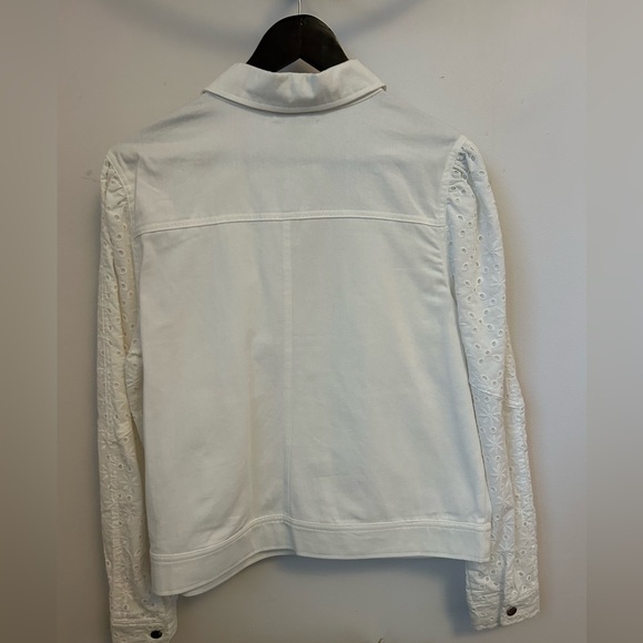 Design History Button up Jacket. White. Cotton. Medium. Eyelet Floral Sleeves - Picture 4 of 10